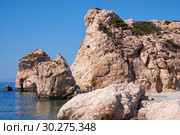 Aphrodite's Stone on Petra tou Romiou or Aphrodite Rock Beach, one of the main attractions and landmarks of Cyprus island. (2018 год). Стоковое фото, фотограф Сергей Пристяжнюк (Serg Zastavkin) / Фотобанк Лори