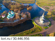 Солнечное ноябрьское утро в Пулковском парке. Санкт-Петербург, Россия (2018 год). Стоковое фото, фотограф Виктор Карасев / Фотобанк Лори