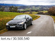 BMW 520d (2019 год). Редакционное фото, фотограф Art Konovalov / Фотобанк Лори