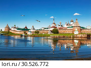 Spaso-Preobrazhensky the Solovetsky Stavropegial monastery on Bolshoi Solovetsky island in the White sea. Arkhangelsk region, Russia (2018 год). Стоковое фото, фотограф Наталья Волкова / Фотобанк Лори