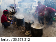 Celebration of escudella on Castelltercol, Catalonia (2018 год). Редакционное фото, фотограф Яков Филимонов / Фотобанк Лори
