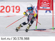 Горнолыжница Попова Екатерина (Камчатский край). Чемпионат России по горнолыжному спорту, параллельный слалом (2019 год). Редакционное фото, фотограф А. А. Пирагис / Фотобанк Лори