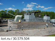Базовый тральщик Т-204 «Фугас». Экспозиция военно-морского флота. Парка Победы на Поклонной горе в Москве (2010 год). Редакционное фото, фотограф lana1501 / Фотобанк Лори