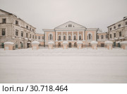 Усадьба Пьянковых. Заброшенная дворянская усадьба. Россия, Архангельская область, город Сольвычегодск (2019 год). Стоковое фото, фотограф Яковлев Сергей / Фотобанк Лори