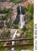 Waterfall in Sant Miquel del Fai (2018 год). Стоковое фото, фотограф Яков Филимонов / Фотобанк Лори