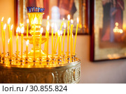 Kandil with burning candles. Стоковое фото, фотограф Дарья Трофимова / Фотобанк Лори