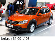 DongFeng H30 Cross (2016 год). Редакционное фото, фотограф Art Konovalov / Фотобанк Лори