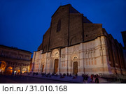 Болонья. Италия. Храм La Basilica di San Petronio на площади Пьяцца Маджоре (2018 год). Стоковое фото, фотограф Арестов Андрей Павлович / Фотобанк Лори