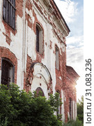 Sights of the Saratov region. Historical building in the Volga region of Russia 19th century 1872 year. A series of photographs of an old abandoned ruined church of the Church of St. Michael the Archangel in the village of Loh (2019 год). Стоковое фото, фотограф Светлана Евграфова / Фотобанк Лори