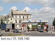 Пограничный пункт пропуска и таможня. Российско-литовская граница. Советск, Калининградская область (2019 год). Редакционное фото, фотограф Ирина Борсученко / Фотобанк Лори