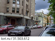 Улица Щипок, Москва (2019 год). Редакционное фото, фотограф Яков Реймер / Фотобанк Лори