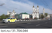 Вид на церковь Воскресения Христова солнечным майским днем. Витебск. Беларусь (2019 год). Редакционное видео, видеограф Виктор Карасев / Фотобанк Лори