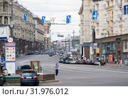 Москва. Тверская улица на пересечении с улицей Охотный Ряд (2009 год). Редакционное фото, фотограф Илюхина Наталья / Фотобанк Лори