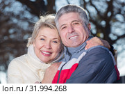 Mature couple hugging each other in park. Стоковое фото, фотограф Яков Филимонов / Фотобанк Лори