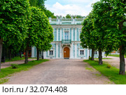 Итальянский домик. Усадьба графа Петра Борисовича Шереметева.  Кусково. Москва (2019 год). Редакционное фото, фотограф Александр Щепин / Фотобанк Лори