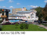 Автовокзал. Город Тула (2019 год). Редакционное фото, фотограф Владимир Макеев / Фотобанк Лори