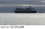 Passenger Expedition Cruise Liner Azamara Quest (2019 год). Редакционное видео, видеограф А. А. Пирагис / Фотобанк Лори