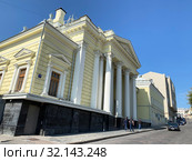Москва, Спасоглинищевский переулок, дом 10. Московская хоральная Синагога летом (2019 год). Редакционное фото, фотограф Овчинникова Ирина / Фотобанк Лори