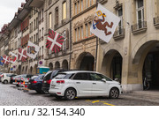 Kramgasse or Grocers Alley, Bern (2017 год). Редакционное фото, фотограф EugeneSergeev / Фотобанк Лори