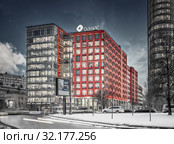 Бизнес-центр "Оазис" в Москве постройки 2014 года. Улица Коровий Вал, дом 5. Съемка 2019 года. Редакционное фото, фотограф Дмитрий Данилкин / Фотобанк Лори