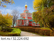 Москва. Новодевичий монастырь. Церковь Успения Пресвятой Богородицы (2018 год). Стоковое фото, фотограф Галина Савина / Фотобанк Лори