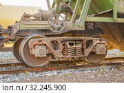 Wheels of railway freight car. Стоковое фото, фотограф Акиньшин Владимир / Фотобанк Лори