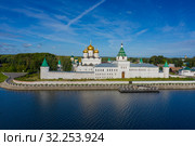 Ipatievsky Monastery in Kostroma. Стоковое фото, фотограф Михаил Коханчиков / Фотобанк Лори