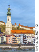 St. Jakob Parish Church, Burghausen, Germany (2018 год). Стоковое фото, фотограф Boris Breytman / Фотобанк Лори