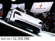 Porsche Taycan Turbo S (2019 год). Редакционное фото, фотограф Art Konovalov / Фотобанк Лори