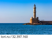 Old Venetian lighthouse in Chania on the island of Crete, Greece (2019 год). Стоковое фото, фотограф photoff / Фотобанк Лори