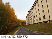 Корпус Тюменской областной больницы в Патрушево (2019 год). Редакционное фото, фотограф Анатолий Матвейчук / Фотобанк Лори