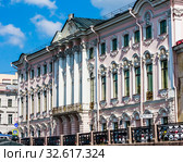 The Stroganov Palace, a Late Baroque palace at the intersection of the Moika River and Nevsky Prospect. Редакционное фото, фотограф Николай Коржов / Фотобанк Лори