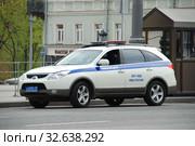 Патрульная машина ЦСН БДД МВД России на дороге. Моховая улица. Пресненский район. Город Москва (2010 год). Редакционное фото, фотограф lana1501 / Фотобанк Лори