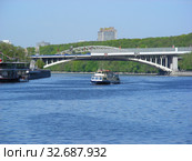 Андреевский железнодорожный мост. Район Хамовники. Город Москва (2011 год). Редакционное фото, фотограф lana1501 / Фотобанк Лори
