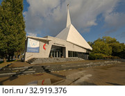 Методистская церковь, город Таллин (2019 год). Стоковое фото, фотограф Сапрыгин Сергей / Фотобанк Лори