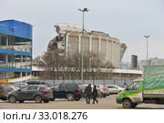 Санкт-Петербург. Спортивно-концертный комплекс (СКК) на проспекте Юрия Гагарина после обрушения (2020 год). Редакционное фото, фотограф Александр Алексеев / Фотобанк Лори