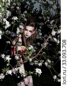 Lovely woman with creative make-up in garden. Стоковое фото, фотограф Iryna Hramavataya / PantherMedia / Фотобанк Лори