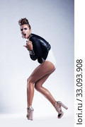Negative emotions - provocative woman yelling. Стоковое фото, фотограф Iryna Hramavataya / PantherMedia / Фотобанк Лори