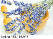 lavender,fresh bouquet with mortar and sea salt. Стоковое фото, фотограф Hans-Joachim Schneider / PantherMedia / Фотобанк Лори