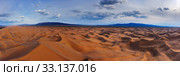 Sand dunes in Gobi Desert at sunset. Стоковое фото, фотограф Михаил Коханчиков / Фотобанк Лори