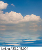 Surface Rippled of water with clouds and sky background. Стоковое фото, фотограф Phongkit Longthong / PantherMedia / Фотобанк Лори