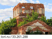 Saratov Region, Russia. Traveling around the Novoburas district, the sights of the village of Loch, Gremyachka. Church of St. Nicholas the Wonderworker. Ruined building 19th century 1821. Photo series (2019 год). Стоковое фото, фотограф Светлана Евграфова / Фотобанк Лори