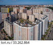 Московская область, Красногорск, жилой район "Мортонград Путилково" (2019 год). Редакционное фото, фотограф glokaya_kuzdra / Фотобанк Лори