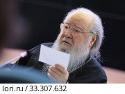 Митрополит Крутицкий и Коломенский Ювеналий отвечает на вопросы семинаристов (2020 год). Редакционное фото, фотограф Дмитрий Неумоин / Фотобанк Лори