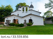 Церковь покрова и рождества Богородицы от Пролома. Псков (2019 год). Стоковое фото, фотограф Александр Щепин / Фотобанк Лори