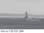 Маяк Токаревский. Владивосток (2020 год). Стоковое фото, фотограф syngach / Фотобанк Лори