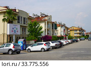 Улица в Фетхие, провинция Мугла, Турция (2019 год). Редакционное фото, фотограф Natalia Sidorova / Фотобанк Лори