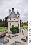 Древняя башня (донжон) семьи де Марк. Замок Шенонсо (Château de Chenonceau) Департамент Эндр и Луара. Франция (2019 год) Редакционное фото, фотограф Вера Смолянинова / Фотобанк Лори