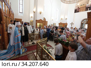 Великое освящение Воскресенского храма поселка Быково Раменского района (2020 год). Редакционное фото, фотограф Дмитрий Неумоин / Фотобанк Лори