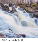 Водопад на горной реке Кук-Караук в Башкортостане. Стоковое фото, фотограф Акиньшин Владимир / Фотобанк Лори